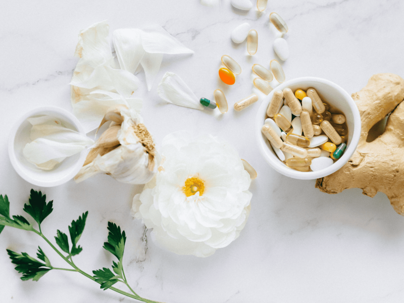 Nutricosmética: qué es, beneficios y cómo mejorar tu piel desde dentro