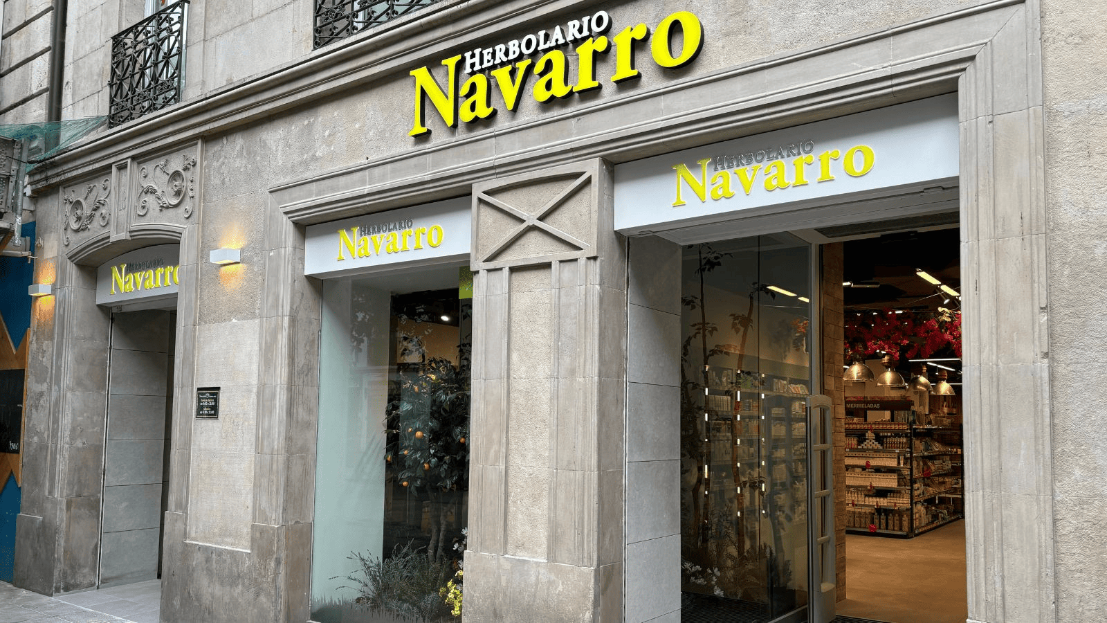 Herbolario Navarro llega a Vitoria: un nuevo espacio para el consumo ecológico y responsable