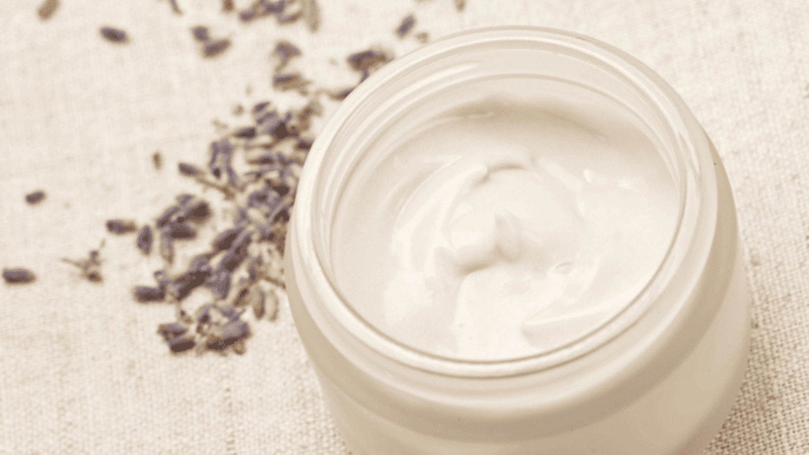 ¿Cómo preparar un bálsamo expectorante natural?