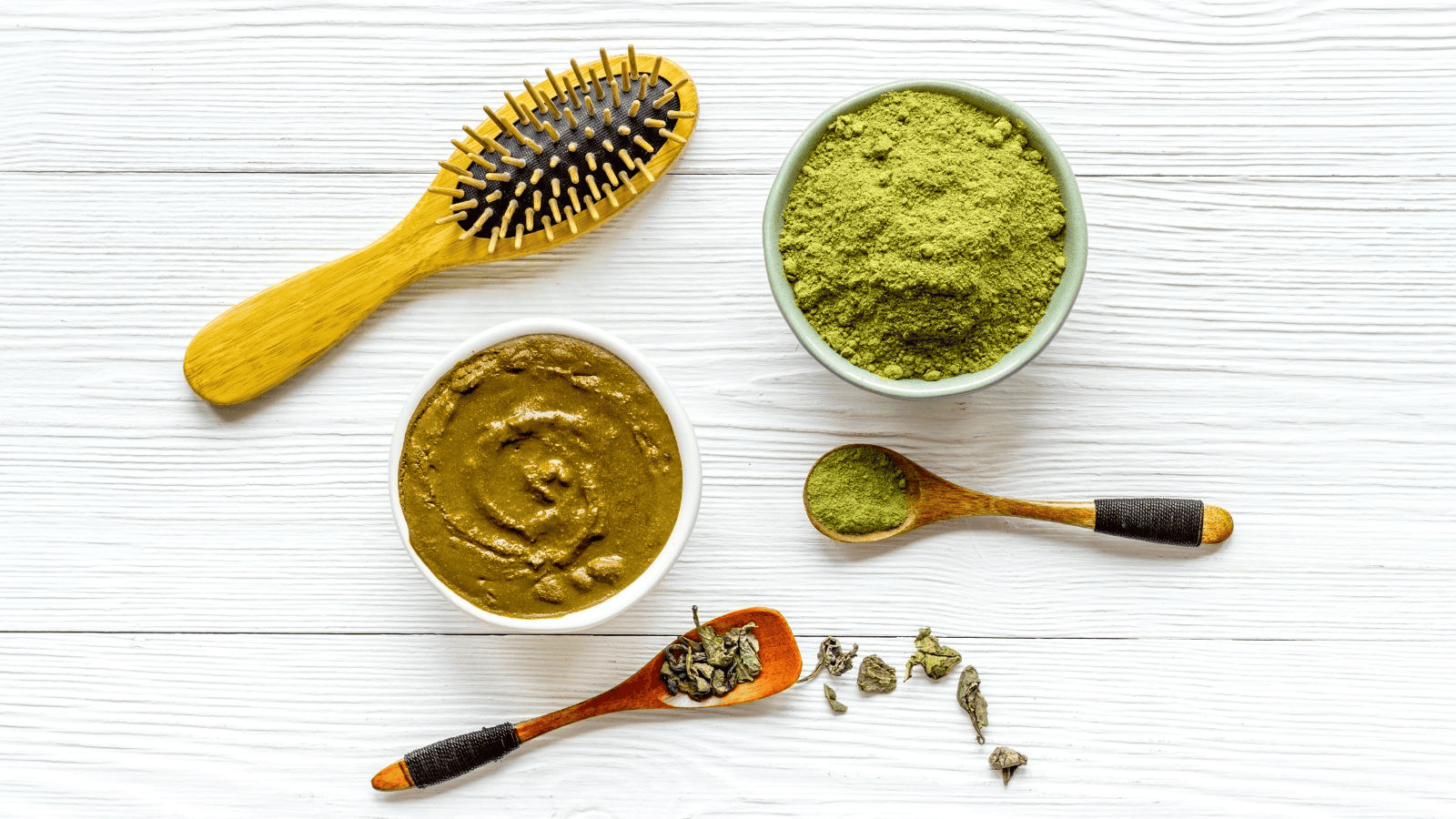 Henna para el pelo: Beneficios, colores y contraindicaciones